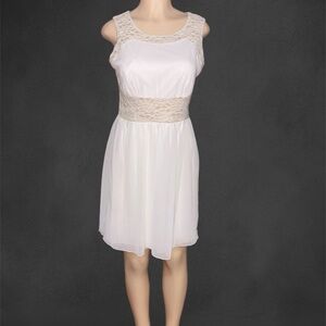 ENFOCUS STUDIO Elegant White Lace Dress